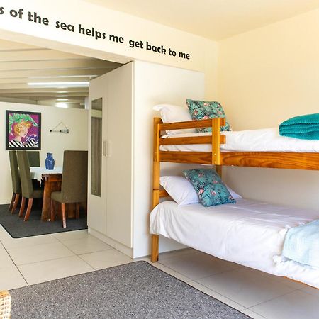 305 Guest House Amanzimtoti Esterno foto
