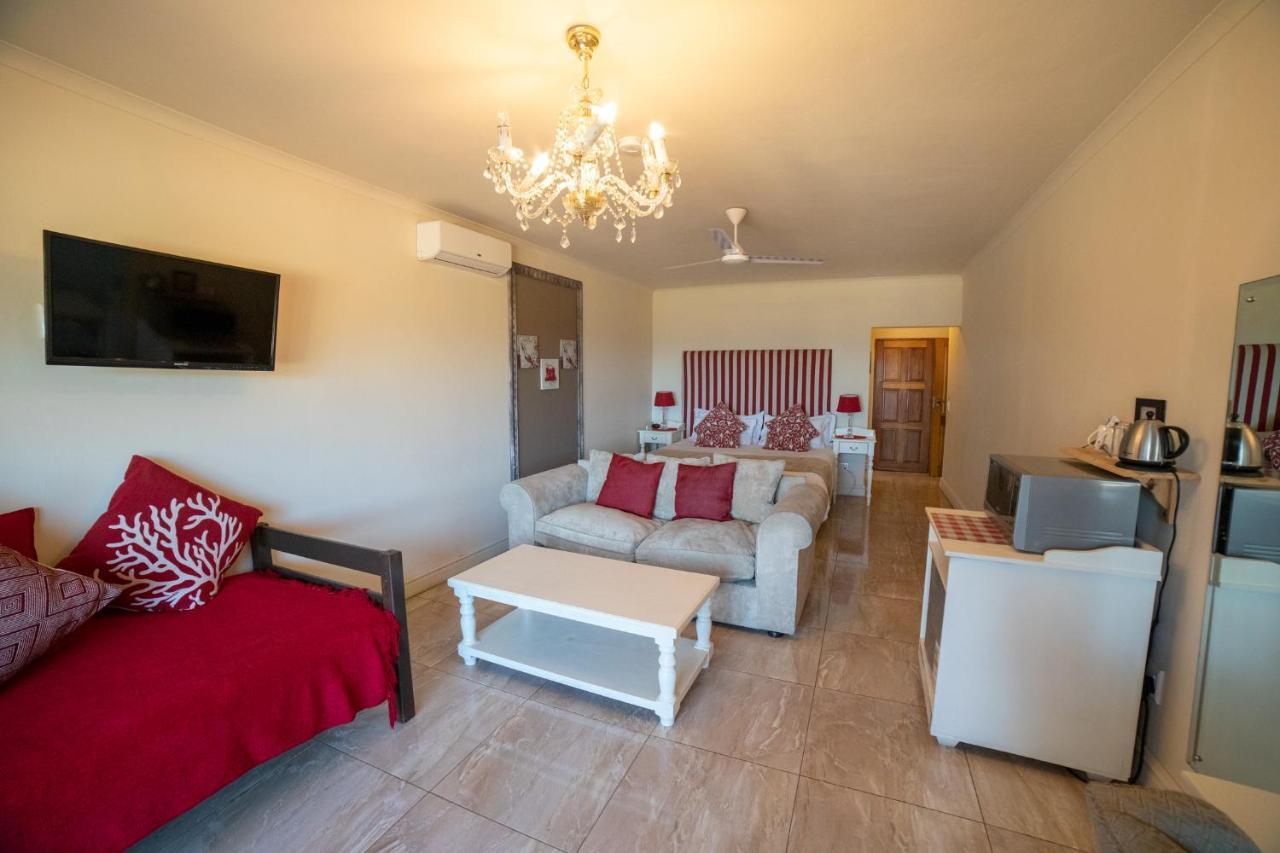 305 Guest House Amanzimtoti Esterno foto