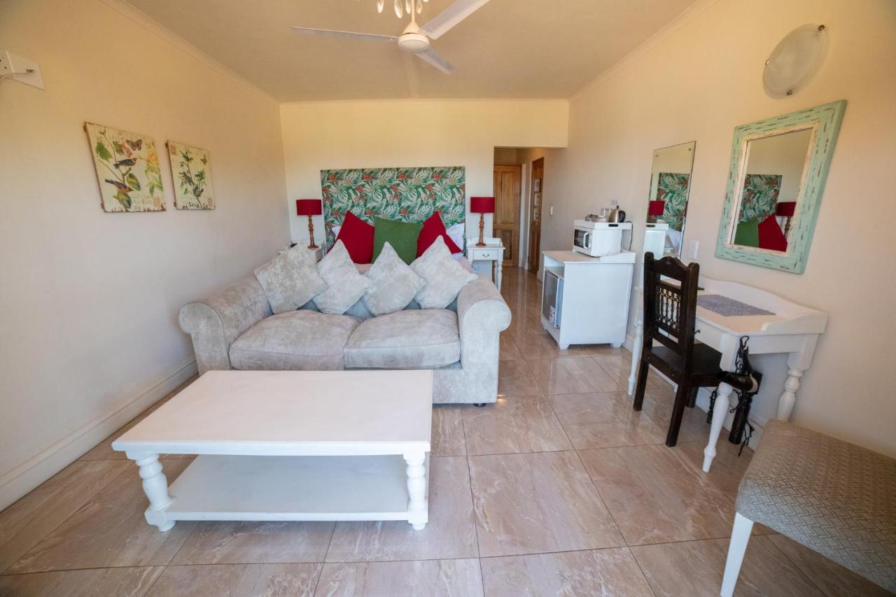 305 Guest House Amanzimtoti Esterno foto